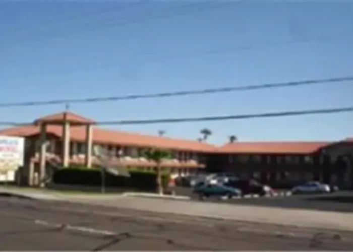 Miles Motel Mesa